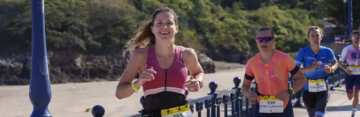 Prenez le départ de l'épreuve d'ouverture du Triathlon Dinard Côte d'Emeraude - Lepape, un trail de 11km avec animations gourmandes et musicales le vendredi soir à 19h00. De quoi se mettre en jambe avant le week-end.